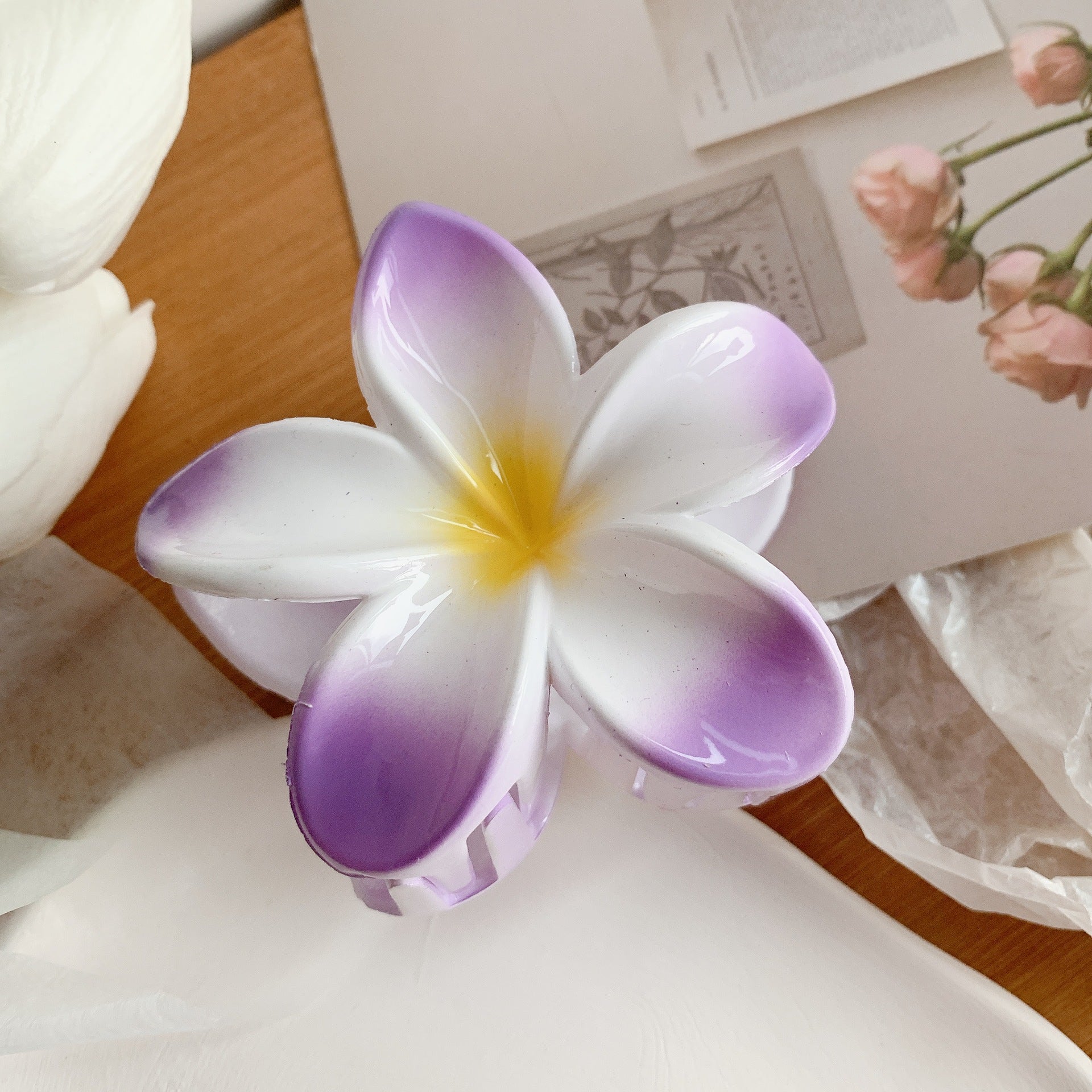 Muweordy Plumeria Hair Clips Flower Hair Clip Trendy Hair Claw Clip